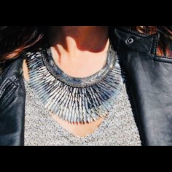 Stella & Dot |💎Limited Edition⚔️SILVER⚔️Pegasus Power Bib Necklace RareR… - Picture 13 of 17